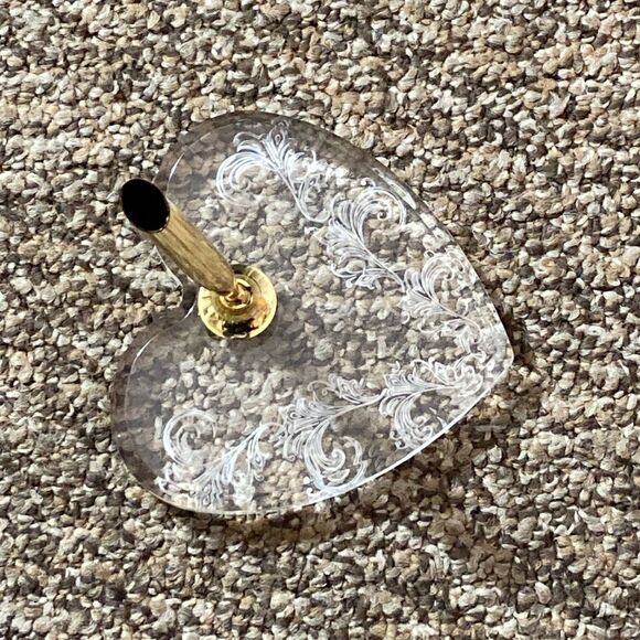 Heart-Shaped Clear and Gold Pen Holder - Picture 4 of 5